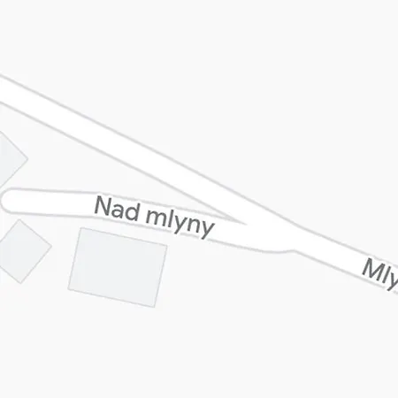 V Dedine A Predsa Mimo Nej V Maringotke Na Samote * Dechtice