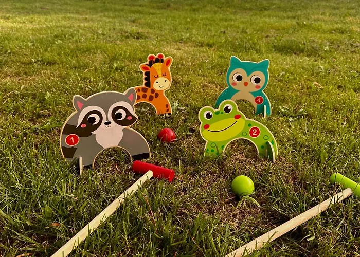 V Dedine A Predsa Mimo Nej V Maringotke Na Samote *